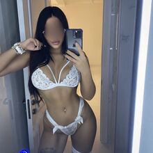 Проститутка Моника